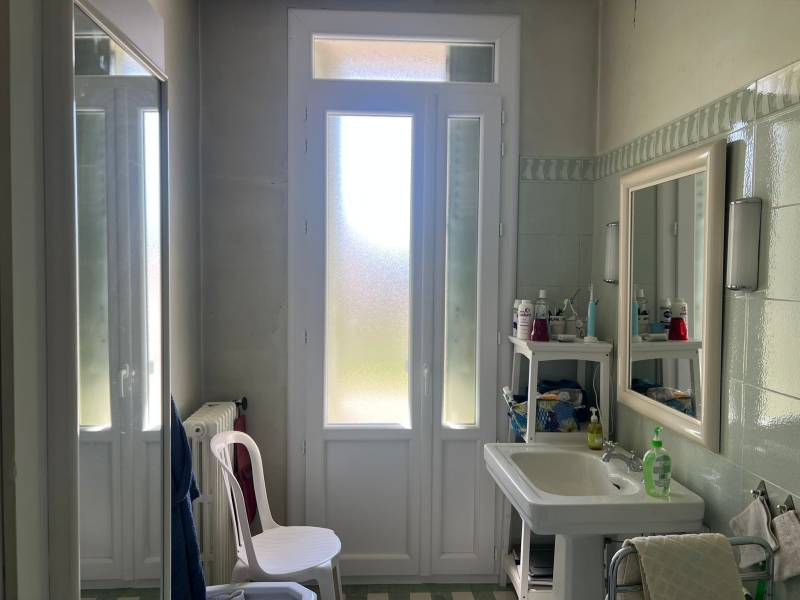 Rénovation fenêtres deux vantaux et porte-fenêtre sur mesure à Vaison